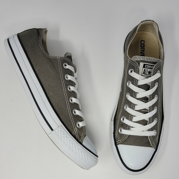 Converse Shoes - Converse Chuck Taylor All Star Low Top Grey Size 8.5